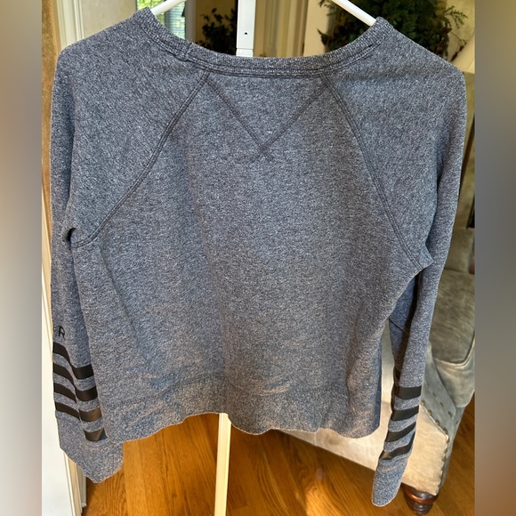 Tommy Hilfiger Cropped Sweater - Picture 4 of 4